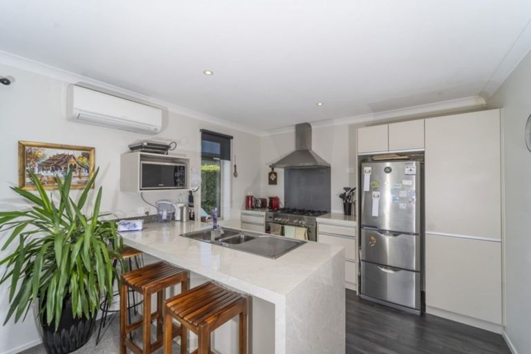 Photo of property in 25 Tuscan Lane, Martinborough, 5711