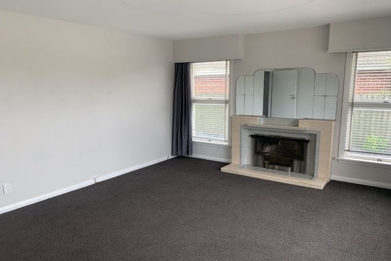 Photo of property in 5 Russley Road, Russley, Christchurch, 8042