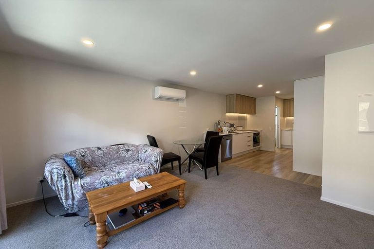 Photo of property in 8 Te Ara O Papatahi, Wainuiomata, Lower Hutt, 5014