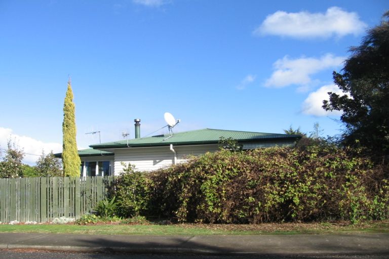 Photo of property in 403 Murdoch Road East, Akina, Hastings, 4122