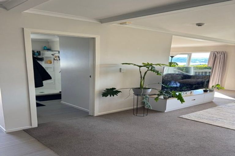 Photo of property in 29 Eskdale Road, Papakowhai, Porirua, 5024
