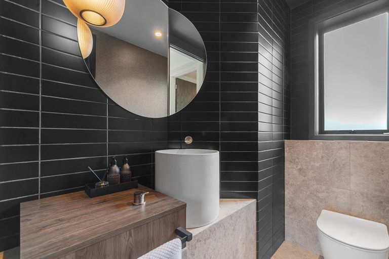 Photo of property in 18 Ruapani Street, Marshland, Christchurch, 8083