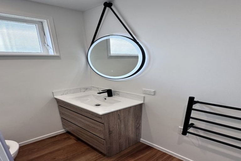 Photo of property in 4/17a Miro Street, Trentham, Upper Hutt, 5018