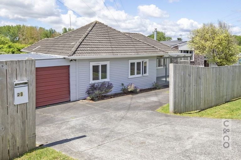 Photo of property in 28 Weza Lane, Kumeu, 0810