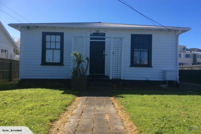 Photo of property in 26 Awamutu Grove, Waiwhetu, Lower Hutt, 5010