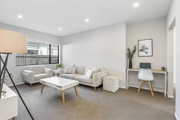 Photo of property in 106 Parkview Drive, Gulf Harbour, Whangaparaoa, 0930