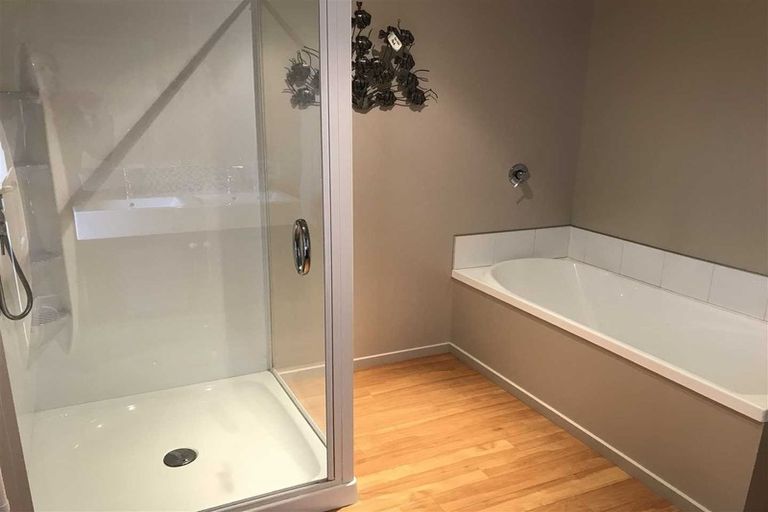 Photo of property in 11 Six Silvers Avenue, Halswell, Christchurch, 8025