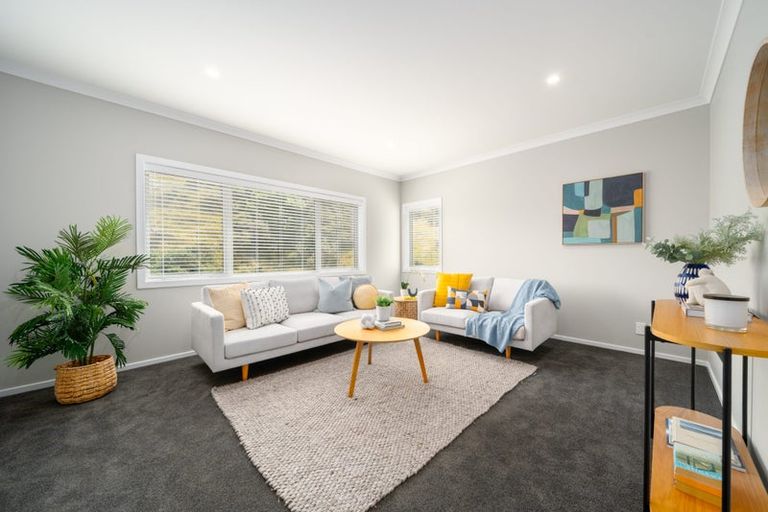 Photo of property in 34 Cheetwood Street, Churton Park, Wellington, 6037