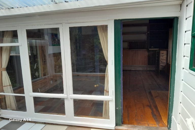 Photo of property in 51 Ellesmere Street, Ravensbourne, Dunedin, 9022