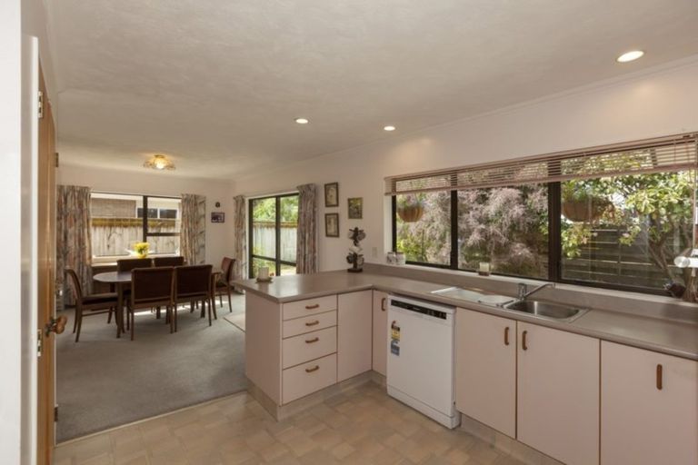 Photo of property in 44 Cedar Drive, Paraparaumu Beach, Paraparaumu, 5032