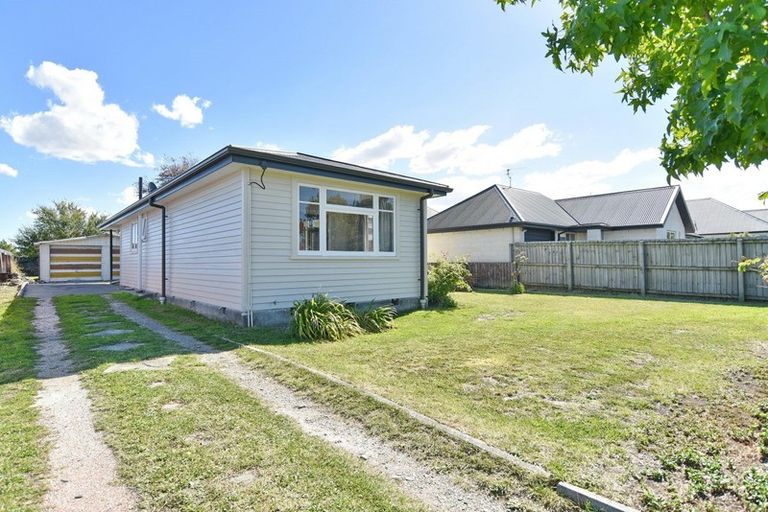 Photo of property in 15 Ivory Street, Rangiora, 7400