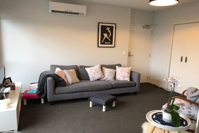 Photo of property in 11 Walpole Street, Waltham, Christchurch, 8023