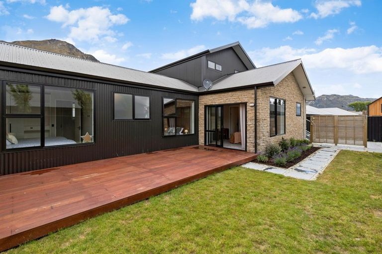 Photo of property in 2 Headley Drive, Lower Shotover, Queenstown, 9304