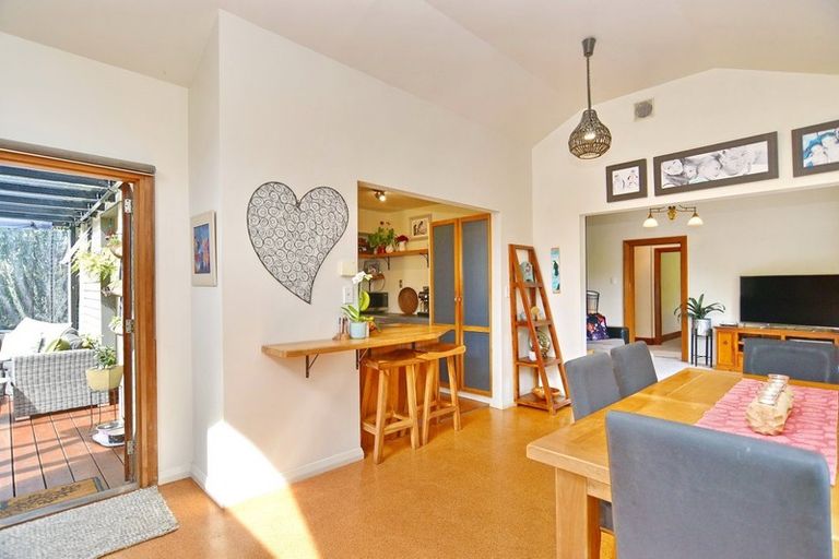 Photo of property in 237 Waimea Terrace, Beckenham, Christchurch, 8023