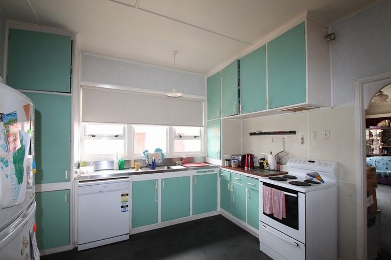 Photo of property in 21 Miranda Street, Stratford, 4332