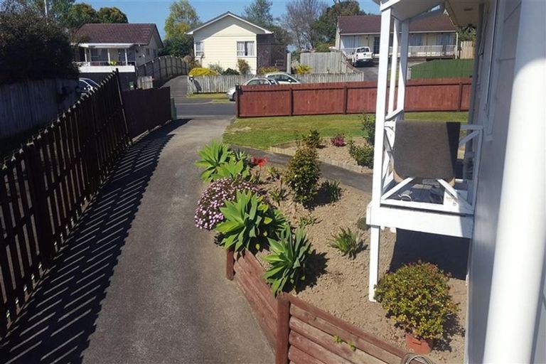 Photo of property in 44 Alabaster Drive, Papatoetoe, Auckland, 2025