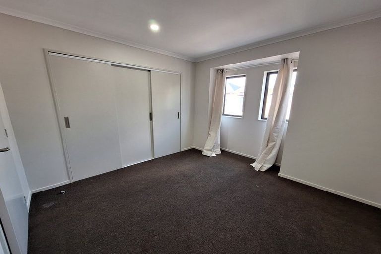 Photo of property in 1/3 Wallson Crescent, Wiri, Auckland, 2104