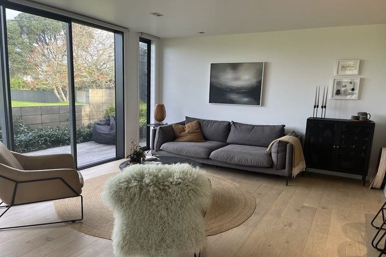 Photo of property in 6 Moa Street, Mount Maunganui, 3116