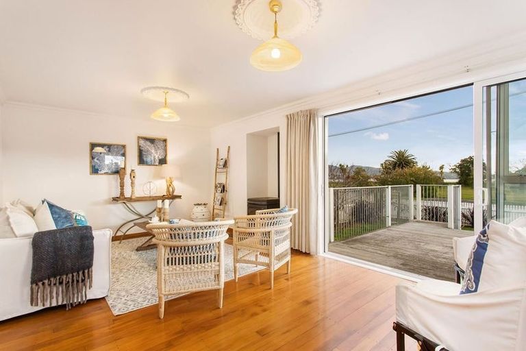 Photo of property in 389 Estuary Road, South New Brighton, Christchurch, 8062