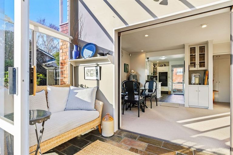 Photo of property in 132 Totara Street, Riccarton, Christchurch, 8041