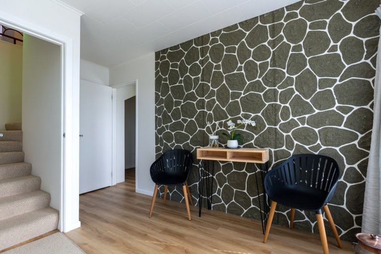 Photo of property in 9 Russell Street, Picton, 7220