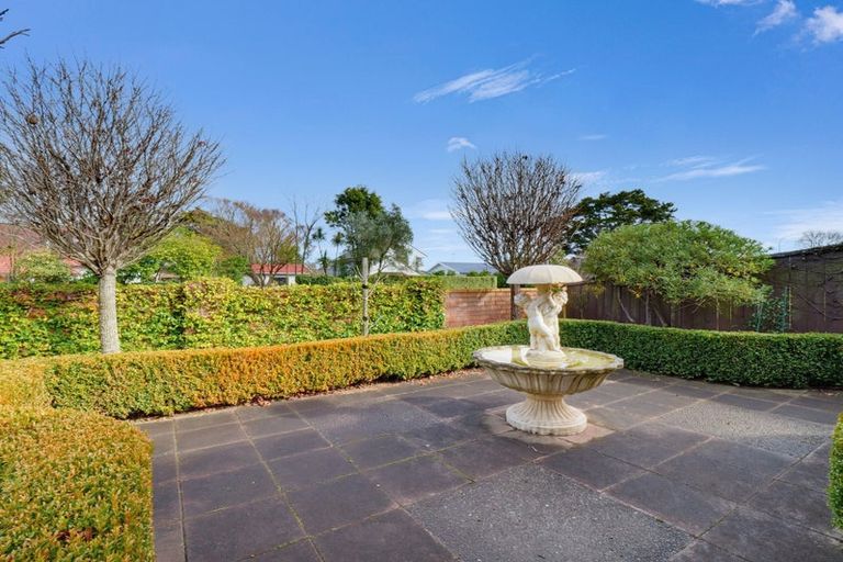 Photo of property in 219 Victoria Avenue, Hokowhitu, Palmerston North, 4410