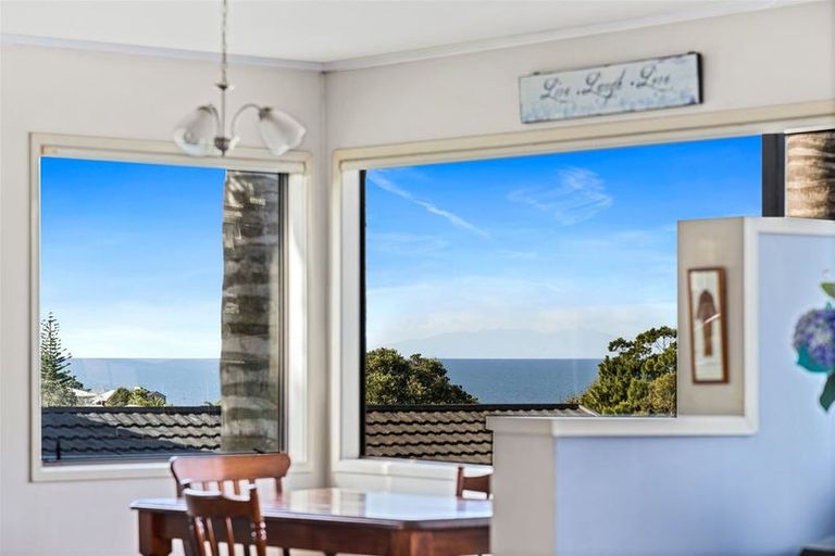 Photo of property in 689 Beach Road, Rothesay Bay, Auckland, 0630