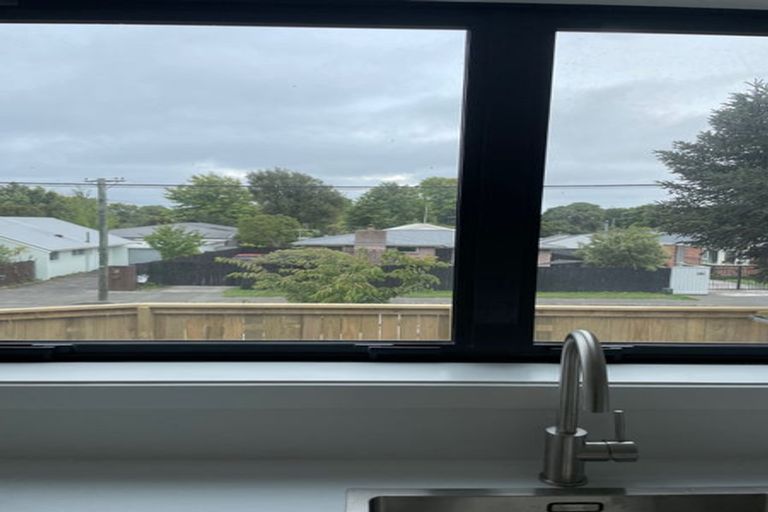 Photo of property in 1/210 Centaurus Road, Saint Martins, Christchurch, 8022