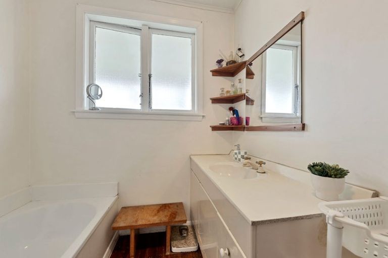 Photo of property in 106 Brougham Street, Addington, Christchurch, 8024