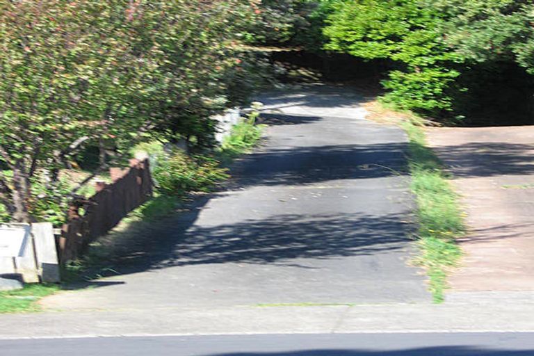 Photo of property in 2/7 Foley Place, Torbay, Auckland, 0632