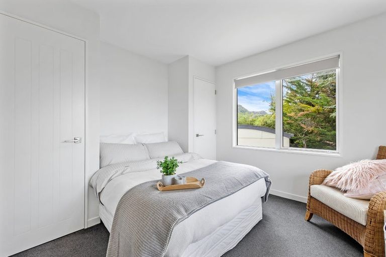 Photo of property in 4d Harmans Road, Lyttelton, 8082