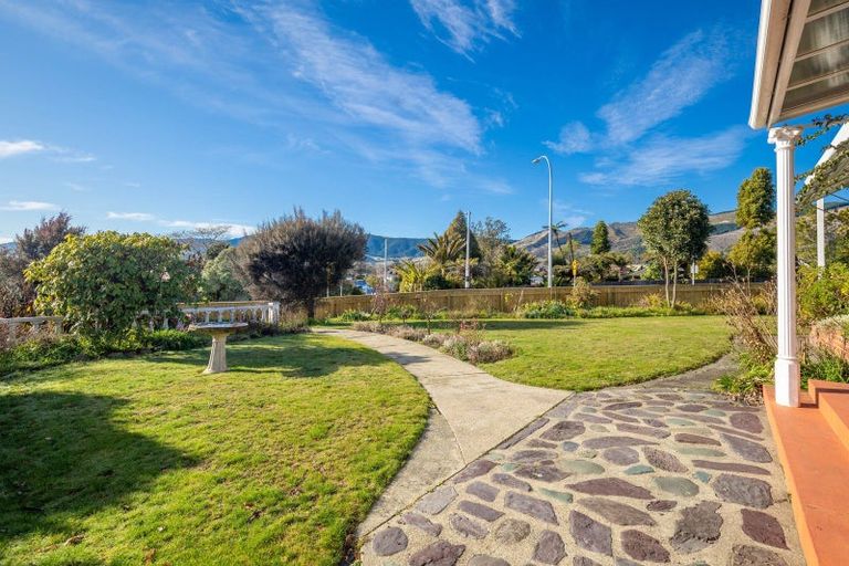 Photo of property in 11 Waverley Street, Richmond, 7020