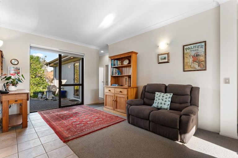 Photo of property in 15 Solan Drive, Waimauku, 0812