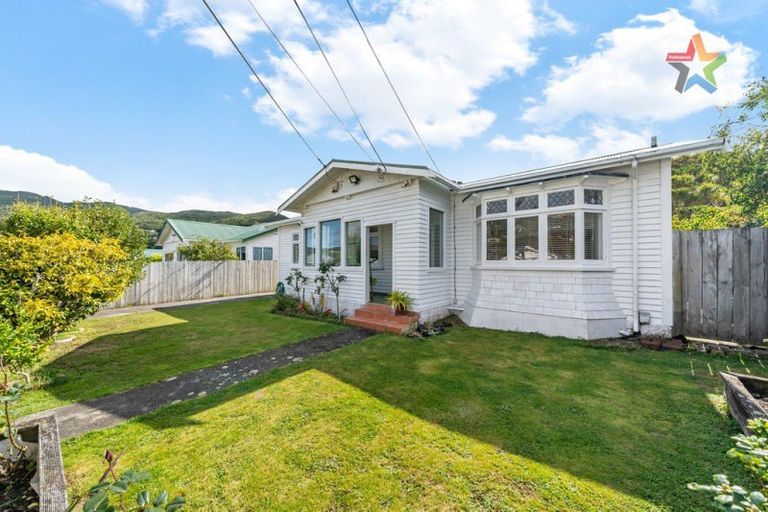Photo of property in 2 Hildreth Street, Karori, Wellington, 6012
