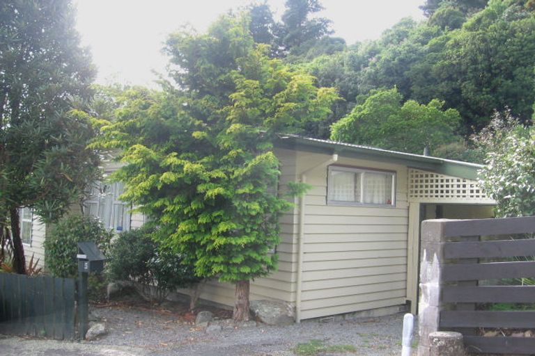 Photo of property in 5 Monmouth Way, Wilton, Wellington, 6012