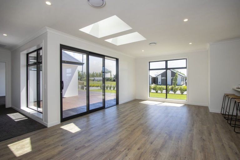 Photo of property in 2 Greenway Crescent, Hope, Richmond, 7020