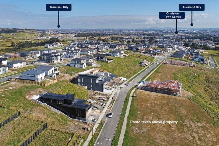 Photo of property in 9 Grand Ridge Avenue, Flat Bush, Auckland, 2019