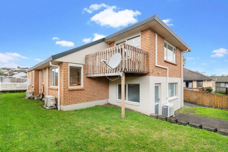 Photo of property in 49 De Quincey Terrace, Highland Park, Auckland, 2010