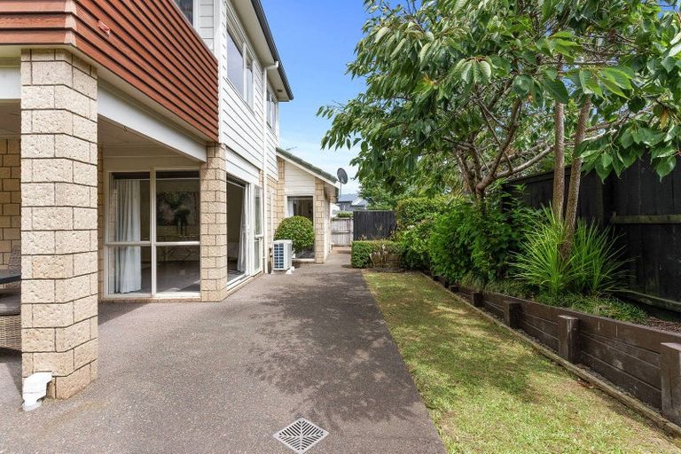 Photo of property in 113a Cook Street, Cockle Bay, Auckland, 2014