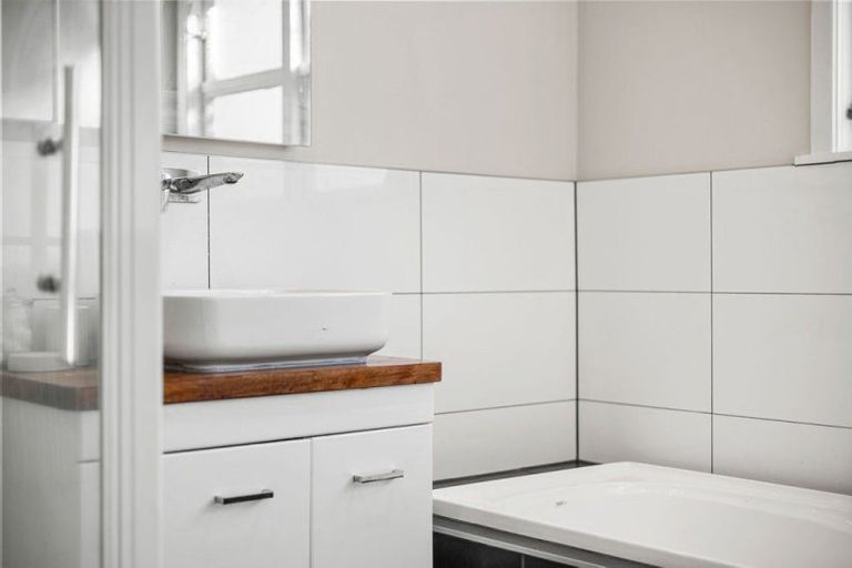 Photo of property in 1 Smart Terrace, Saint Johns Hill, Whanganui, 4500