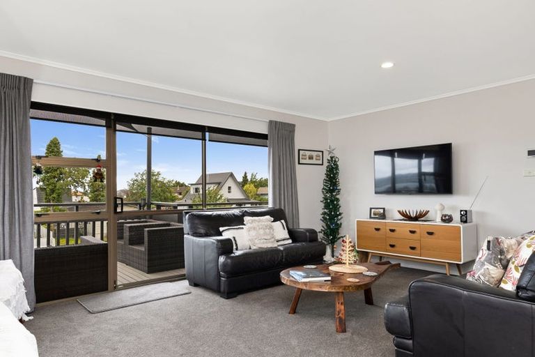 Photo of property in 4 Kempton Place, Richmond Heights, Taupo, 3330