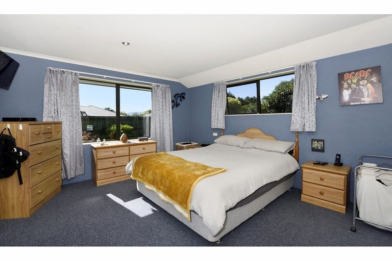 Photo of property in 70 Starveall Street, Brightwater, 7022