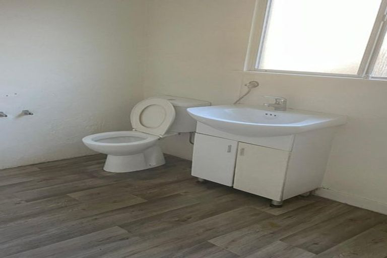 Photo of property in 7/30 Treadwell Street, Naenae, Lower Hutt, 5011