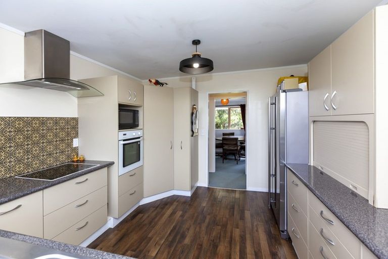 Photo of property in 12a Kohutuhutu Road, Raumati Beach, Paraparaumu, 5032