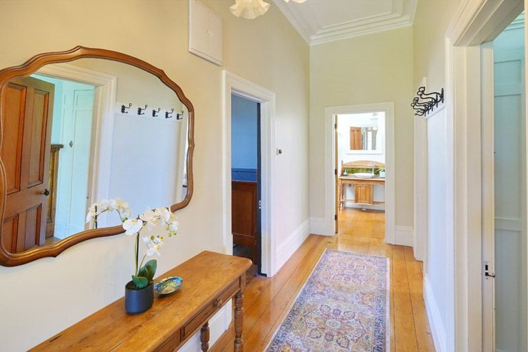 Photo of property in 11 Isabella Place, Waltham, Christchurch, 8011