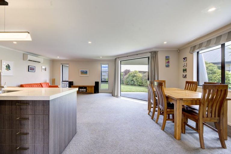 Photo of property in 25 Aquila Crescent, Rototuna North, Hamilton, 3210