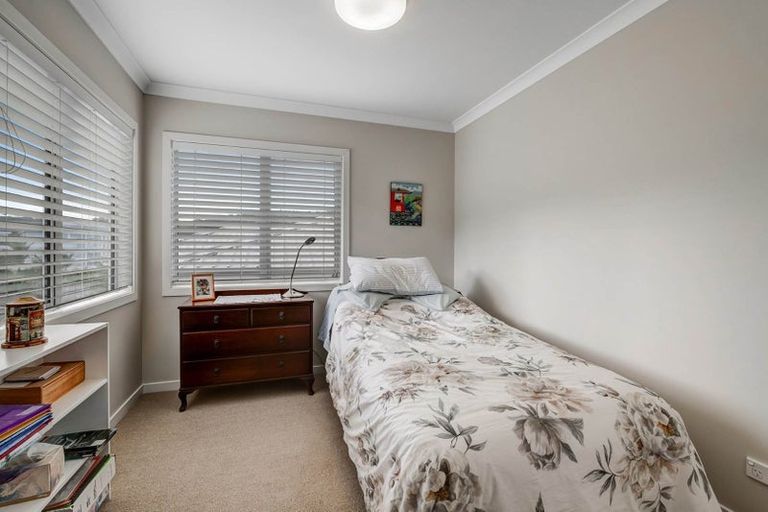 Photo of property in 61 Panorama Heights, Orewa, 0931