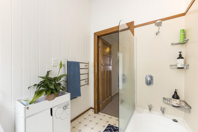 Photo of property in 800 Tremaine Avenue, Roslyn, Palmerston North, 4414