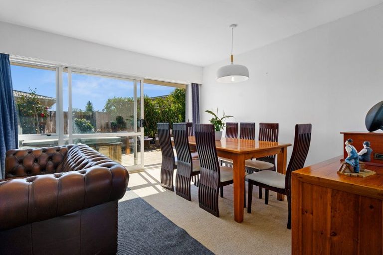 Photo of property in 5a Clare Street, Cambridge, 3434