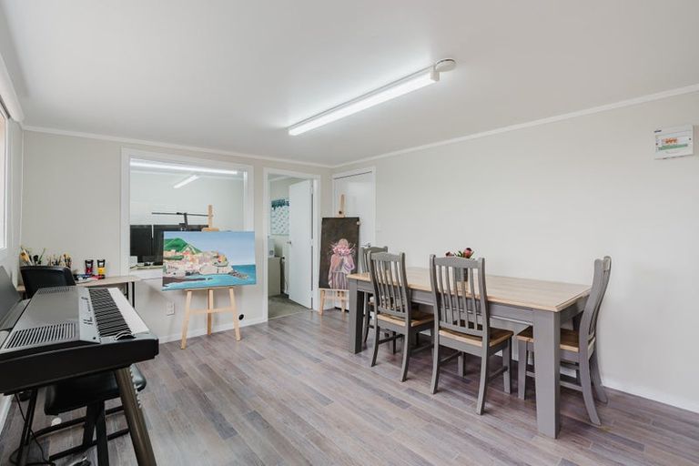 Photo of property in 59 Sandwich Road, St Andrews, Hamilton, 3200